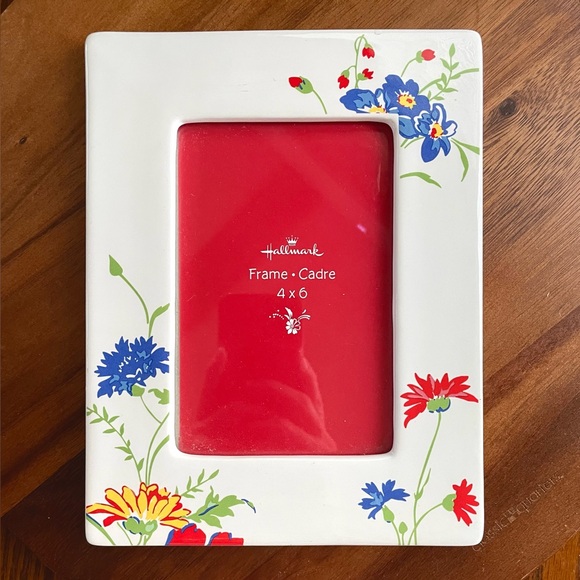 **VINTAGE** *HALLMARK* 4 x 6 Glazed Ceramic Picture Frame - Floral - Picture 1 of 7